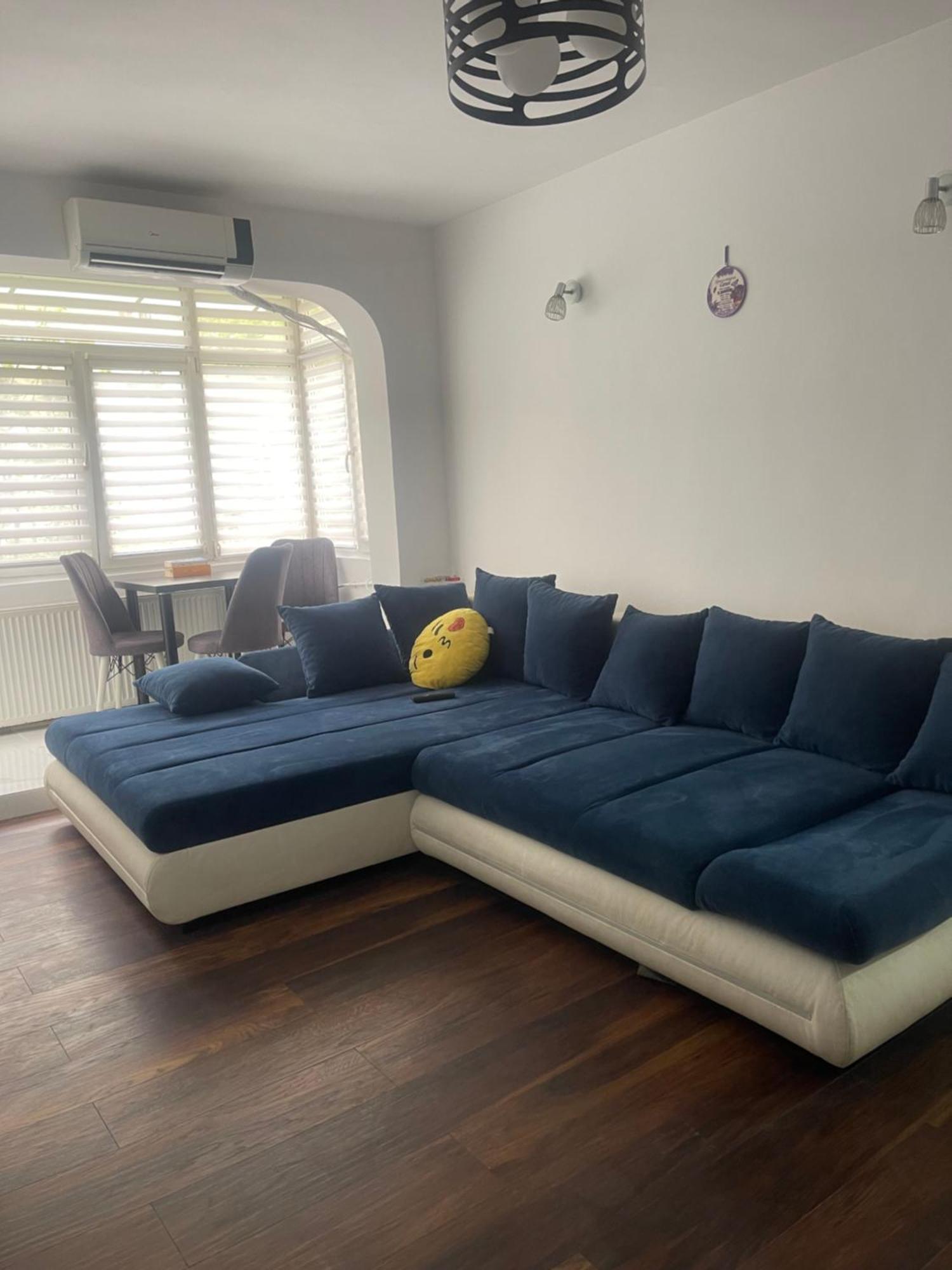 Carlitos Apt Râmnicu Vâlcea Exteriör bild