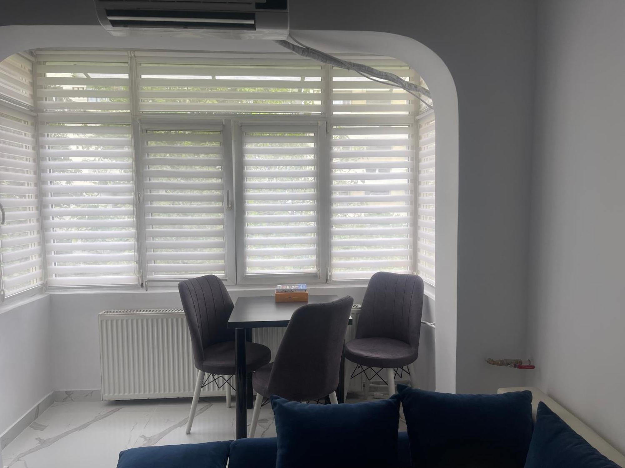 Carlitos Apt Râmnicu Vâlcea Exteriör bild