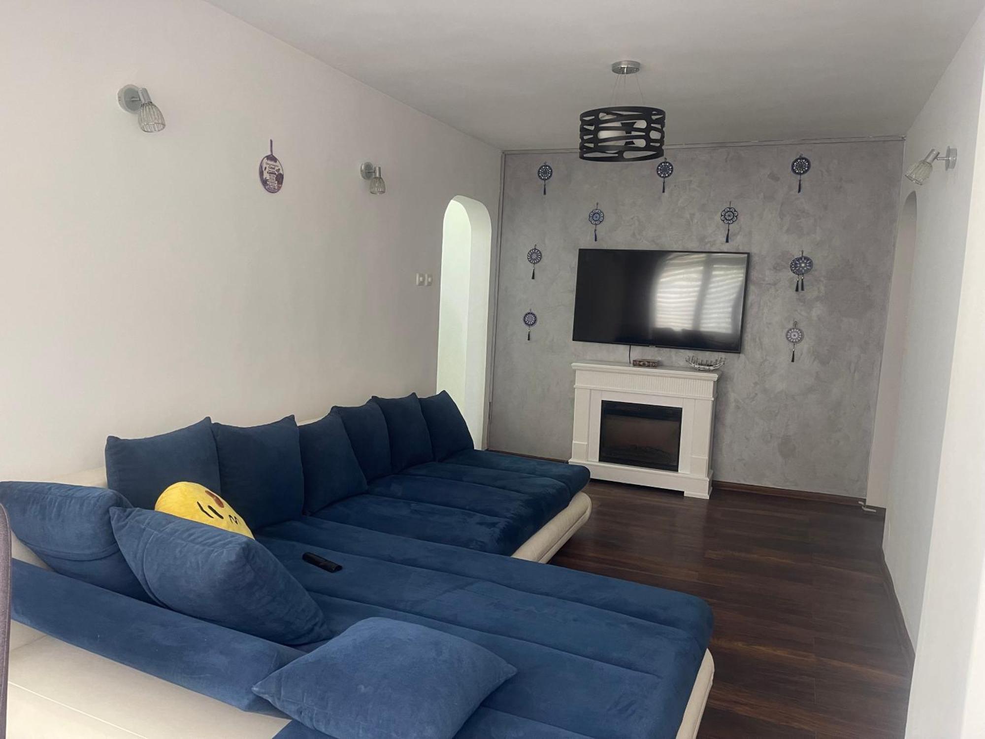 Carlitos Apt Râmnicu Vâlcea Exteriör bild